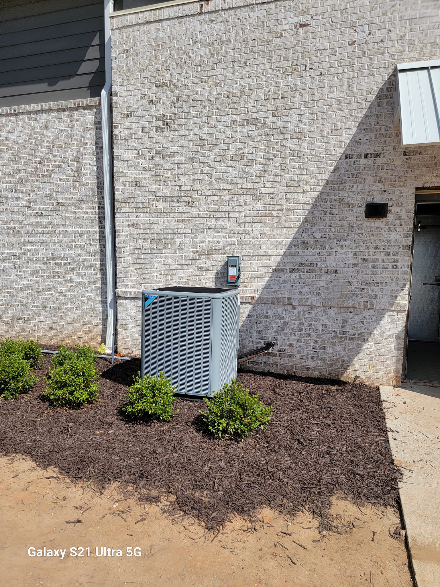 Commercial refrigeration equipment